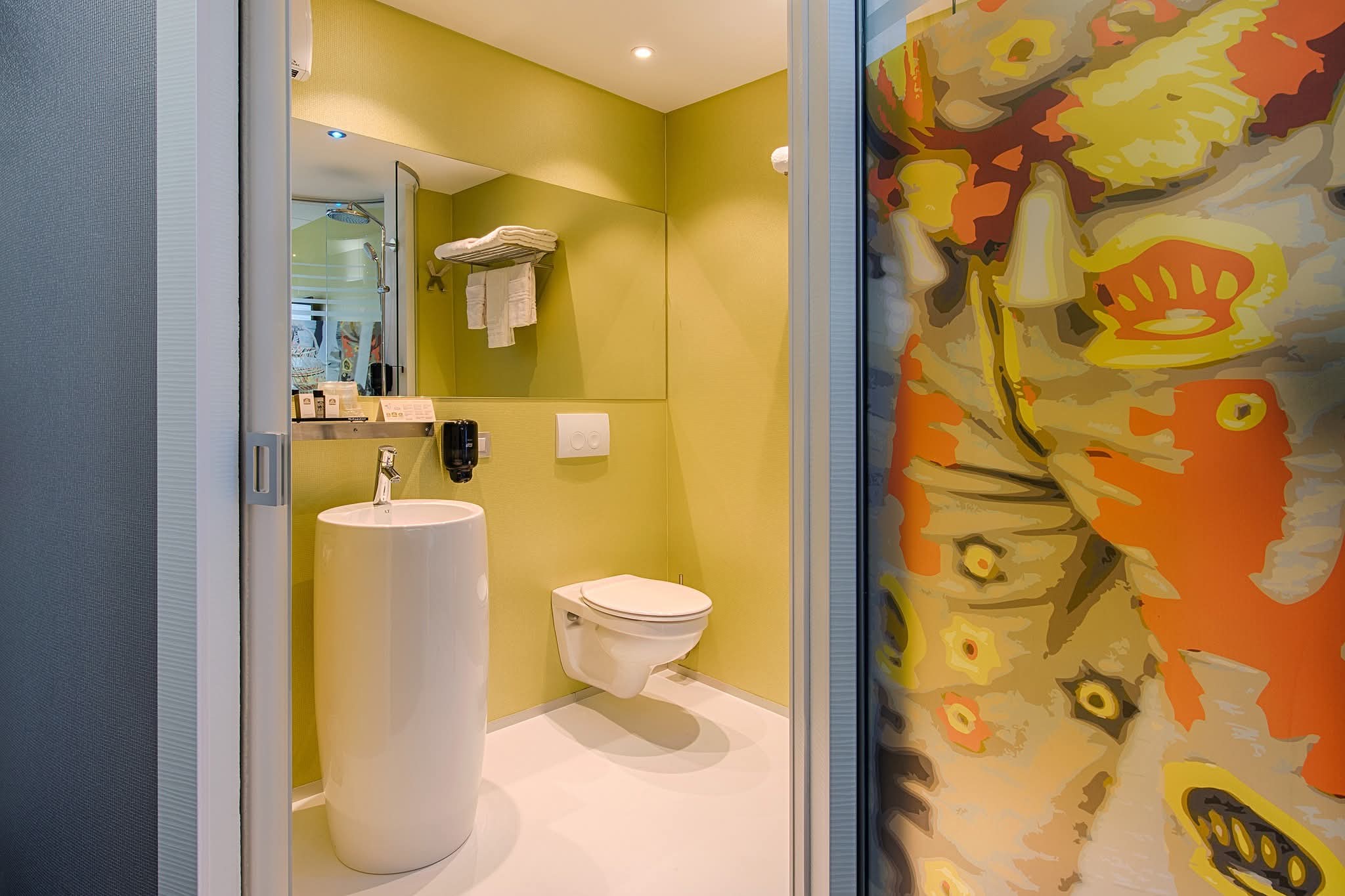 Orangehotel 04